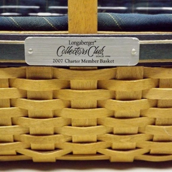 Longaberger 2007 Collectors Club Member Basket w/Liner & Protector Family Signed - Picture 10 of 13